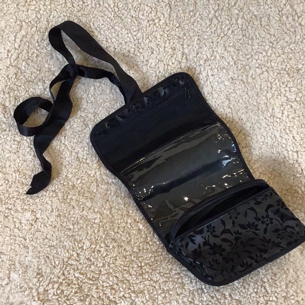 Travel Jewelry or Makeup Roll Up Zippered pockets